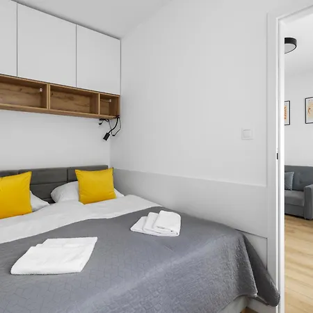 Nowoczesne I Eleganckie Apartamenty Very Berry W Poznaniu By Noclegi Renters Exterior foto