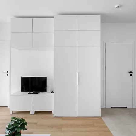 Nowoczesne I Eleganckie Apartamenty Very Berry W Poznaniu By Noclegi Renters Exterior foto