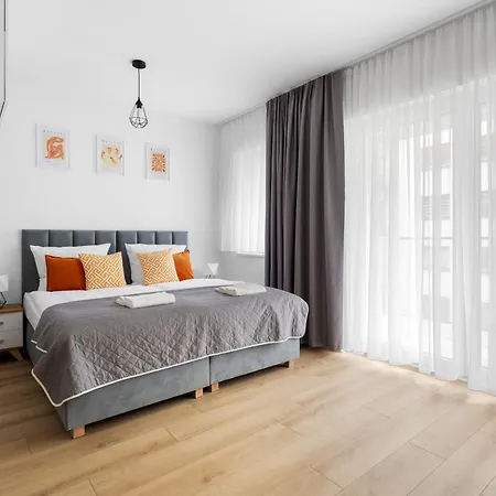 Nowoczesne I Eleganckie Apartamenty Very Berry W Poznaniu By Noclegi Renters Exterior foto