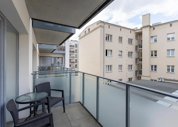 Nowoczesne I Eleganckie Apartamenty Very Berry W Poznaniu By Noclegi Renters