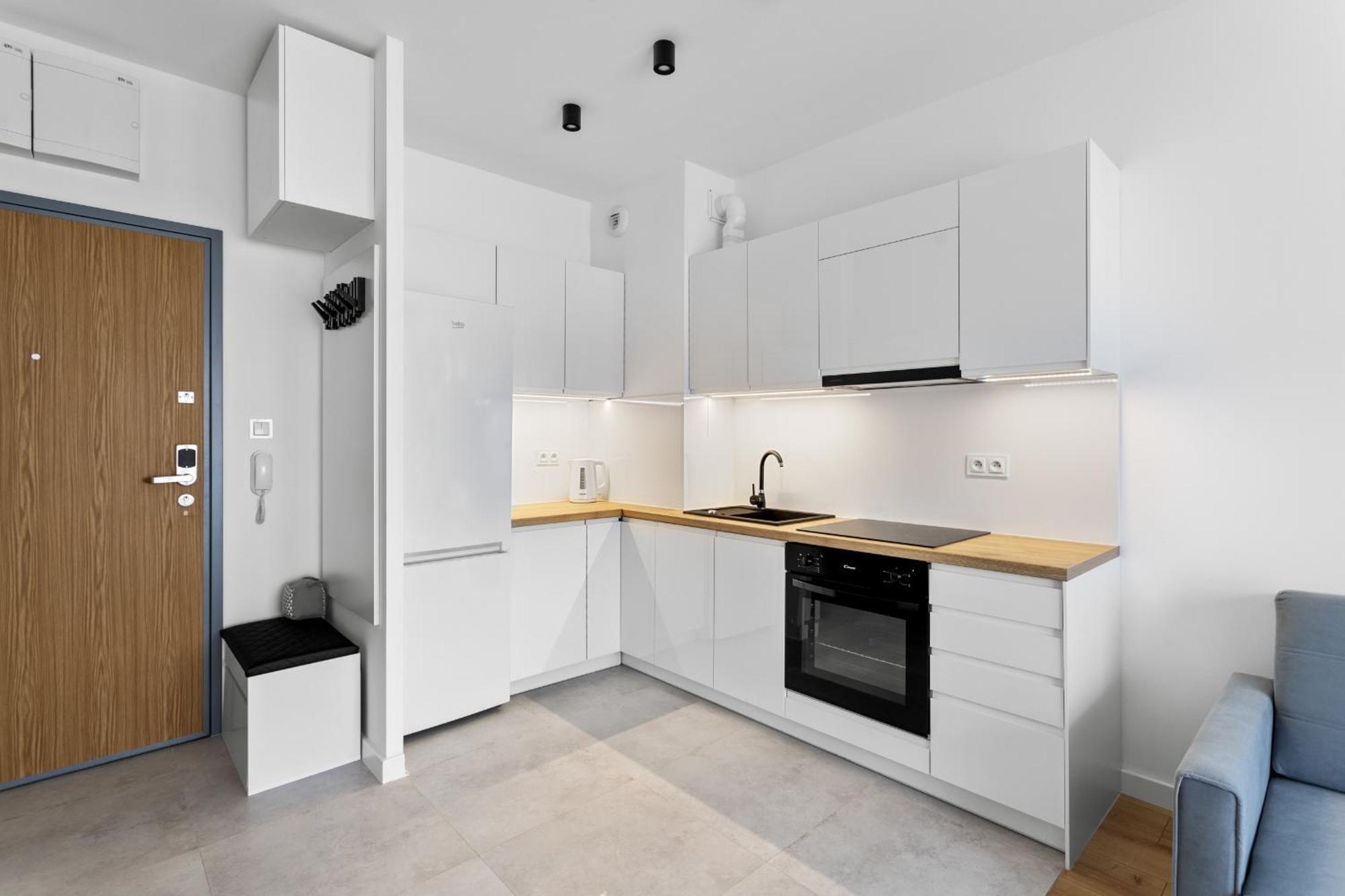 Apartment Nowoczesne I Eleganckie Very Berry W Poznaniu By Renters
