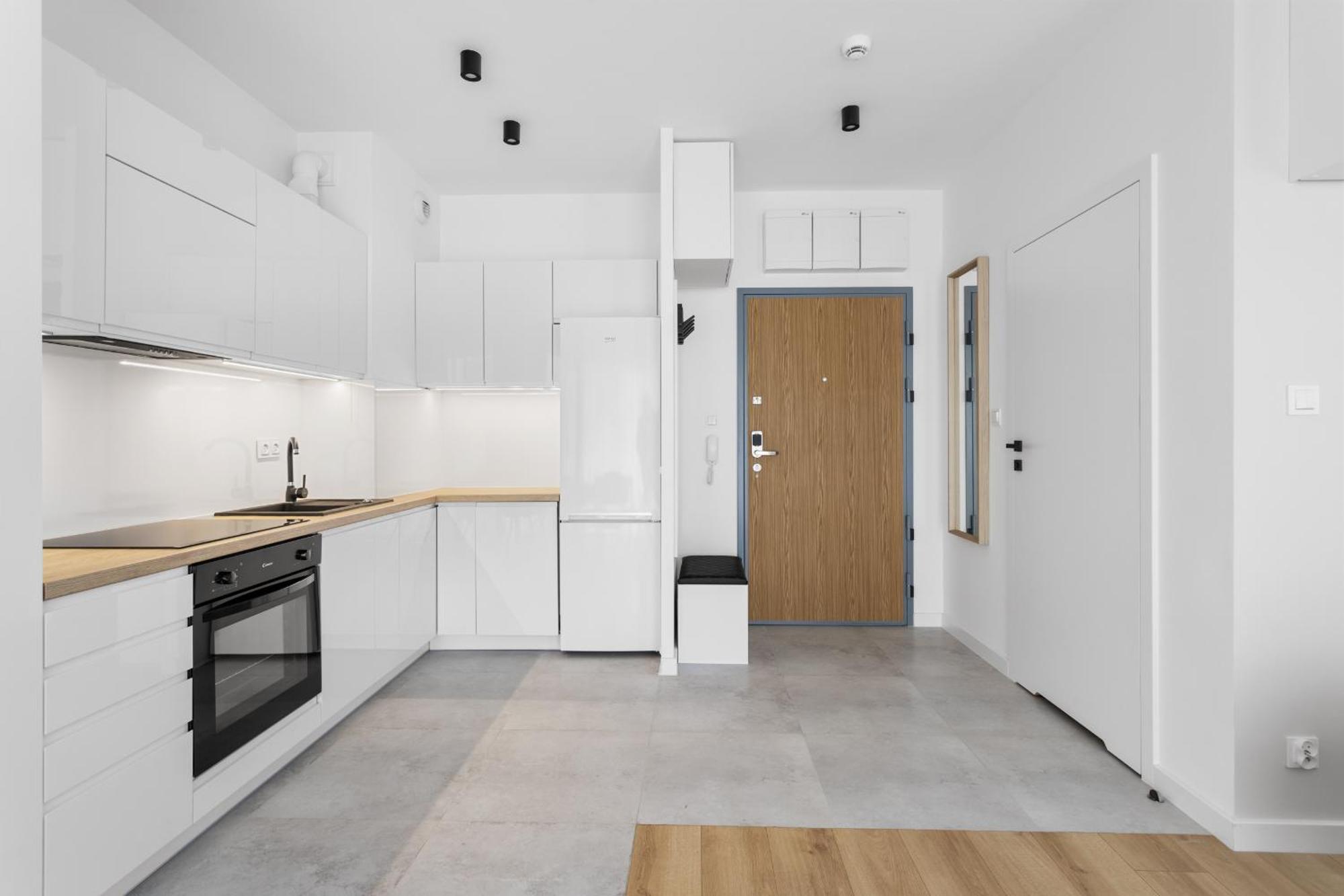 Apartment Nowoczesne I Eleganckie Very Berry W Poznaniu By Renters *